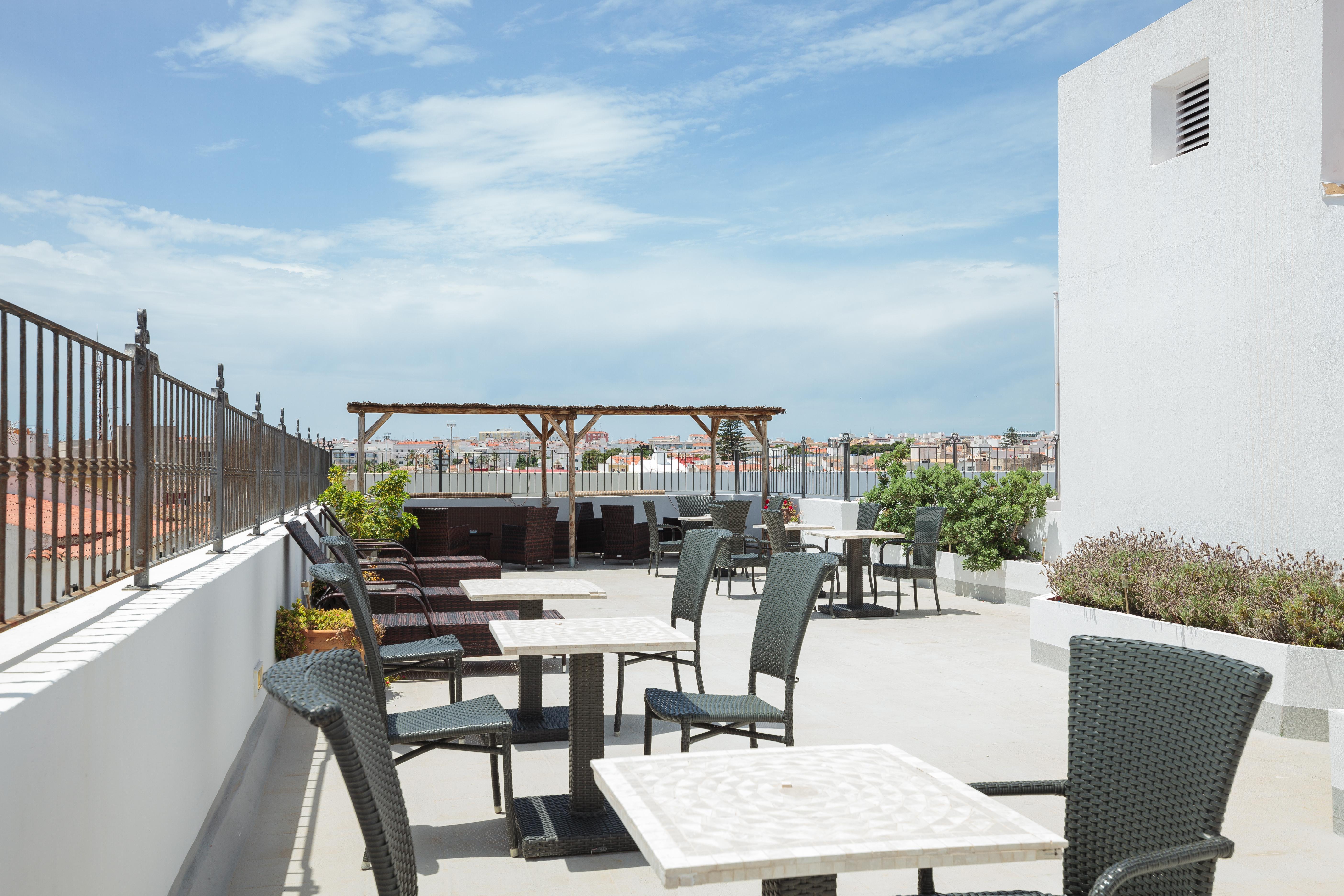 Hotel San Miguel มาโอน ภายนอก รูปภาพ