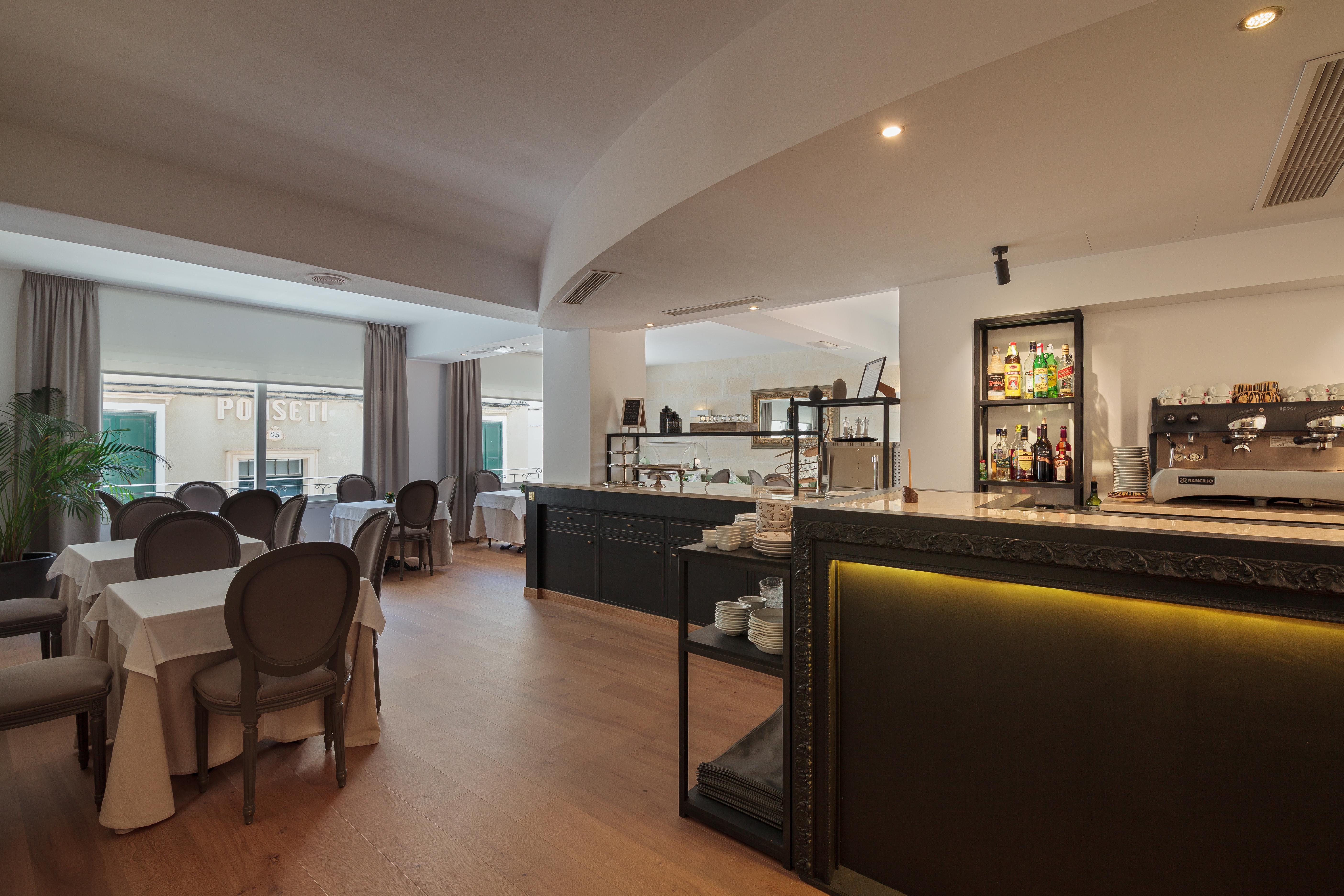 Hotel San Miguel มาโอน ภายนอก รูปภาพ