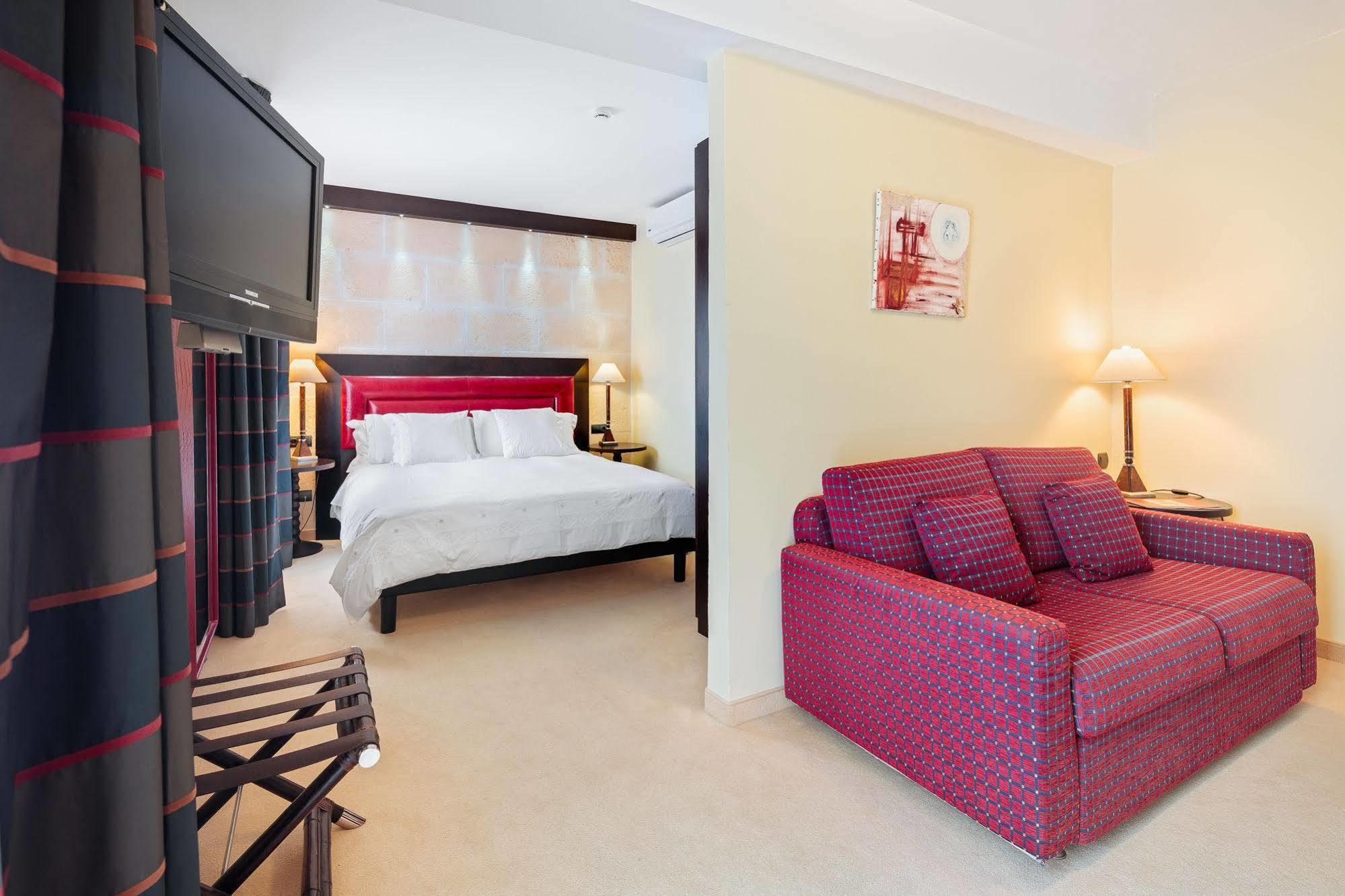Hotel San Miguel มาโอน ภายนอก รูปภาพ